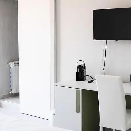 Sofíta - Rooms&apartment 4* SantʼAgata di Militello